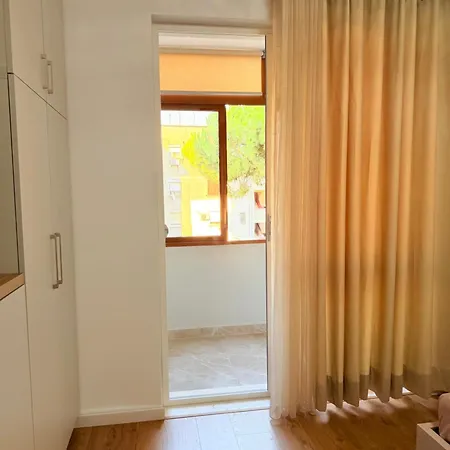 Διαμέρισμα Cozy 2 Bedroom In Myslym Shyri Τίρανα