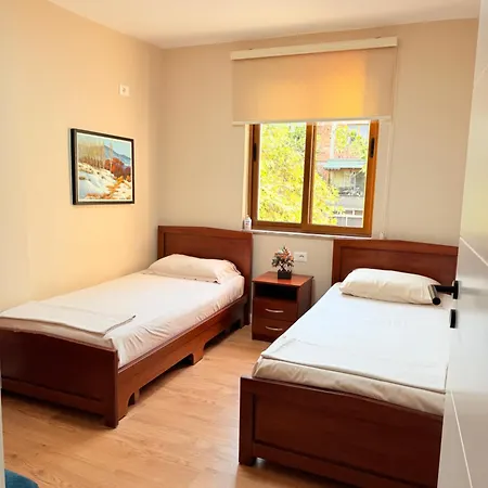 Διαμέρισμα Cozy 2 Bedroom In Myslym Shyri *